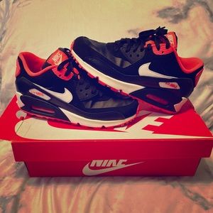 AirMax Sneakers